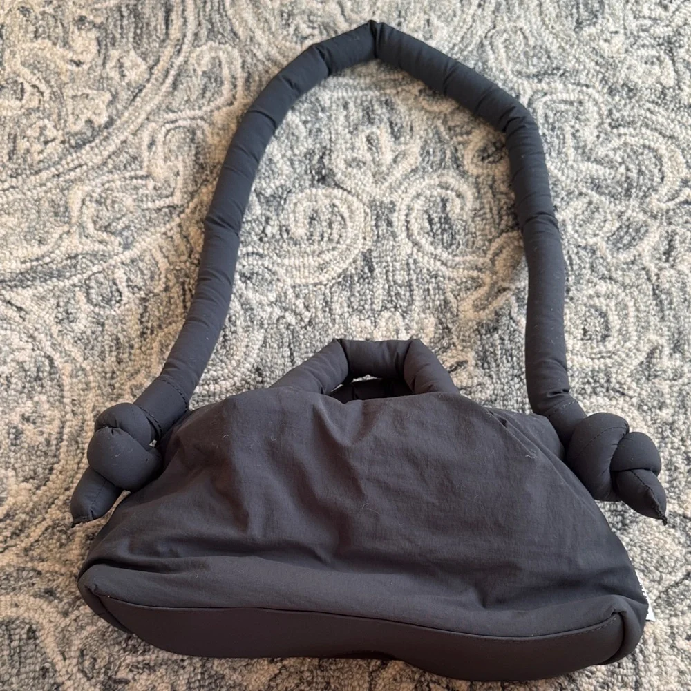 Olend’s MINIONA SOFT BAG - Picture 5 of 8